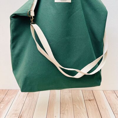 Große grüne Tasche mit Baumwollgriffen