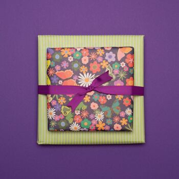 Papier cadeau de Pâques papillons sur une prairie fleurie, 67x48cm, papier recyclé 2