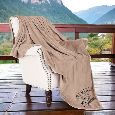 Divertente coperta ricamata di mezza stagione "SERIAL CHILLER" 🐨Regalo originale e memorabile