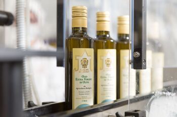 Huile d'olive extra vierge biologique 100% ITALIENNE "Principe di Gerace" 750ml 3