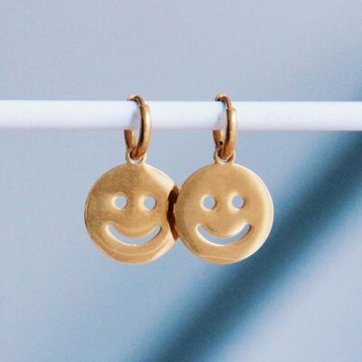 Stainless steel hoop earrings with XL smile – gold
