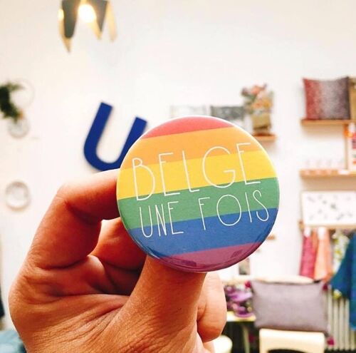 Badge Belge une fois LGBT