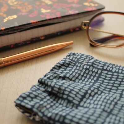 Edna blue square glasses case