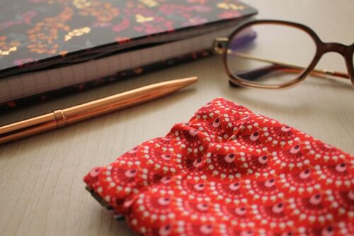 Etui à lunettes Edna éventails rouges