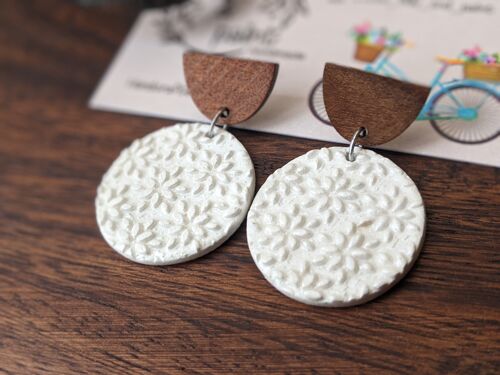 Boho earrings, white floral earrings with a wooden stud