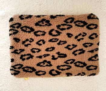 Maxi pochette femme tissu léopard 1