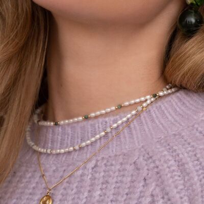 Harmonie-Halskette – Halsband, Natursteine ​​und weiße Harzperlen