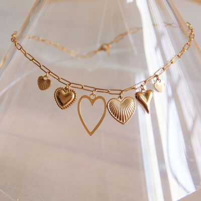 Collar con dijes 'CORAZONES' – dorado