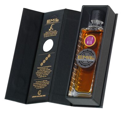 Scheibel EMILL Feinwerk Single Malt Whisky 42,0%vol.                                        0,05 l incluso Copertina regalo