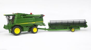 BRUDER - Moissonneuse Deere T670I 2