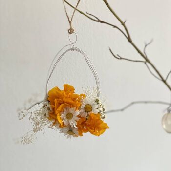 DIY pendentif de Pâques fleurs séchées 4