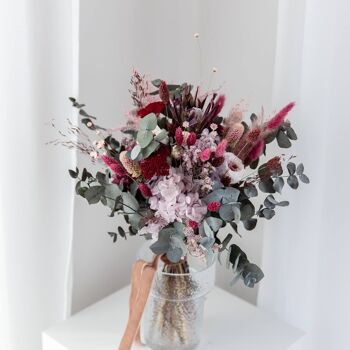 Bouquet de mariée de fleurs séchées aux baies 1