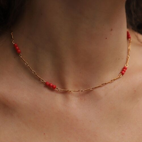 Vintage Coral Bead Necklace