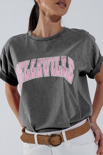 Camiseta gris avec cuello redondo et texto Belleville 4