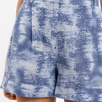Pantalones cortos en azul teñido anudado con bolsillos delanteros y traseros