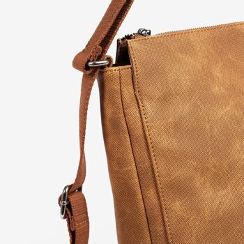 Sac bandoulière transformable en sac à dos, couleur cuir, série Tonga. 27.5x31x11cm 3