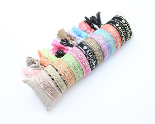 Pack de 12 bracelets tendance en tissus