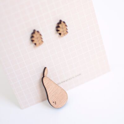 Wooden brooch "Pear" _2944_