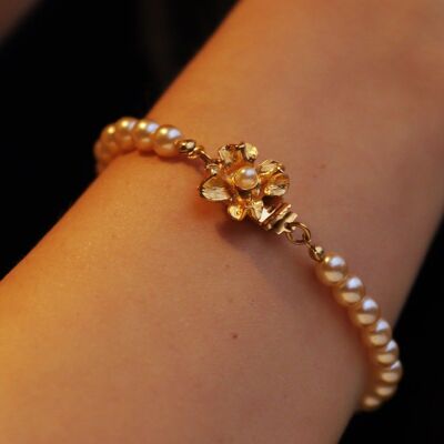 Vintage Rosen-Perlen-Blumen-Armband