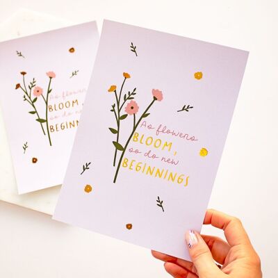À mesure que les fleurs fleurissent, de nouveaux débuts aussi