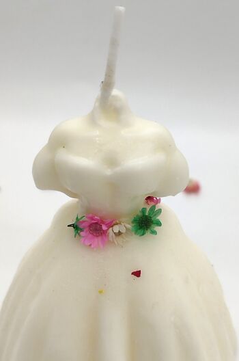 Bougie de robe de mariée- idée cadeau- cire de soja- parfumée- Décorée 2
