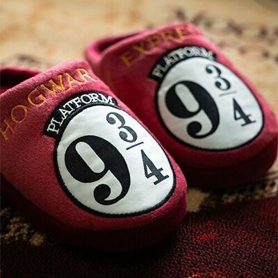 Harry Potter Platform 9 3/4 Slippers - Kids 10-11