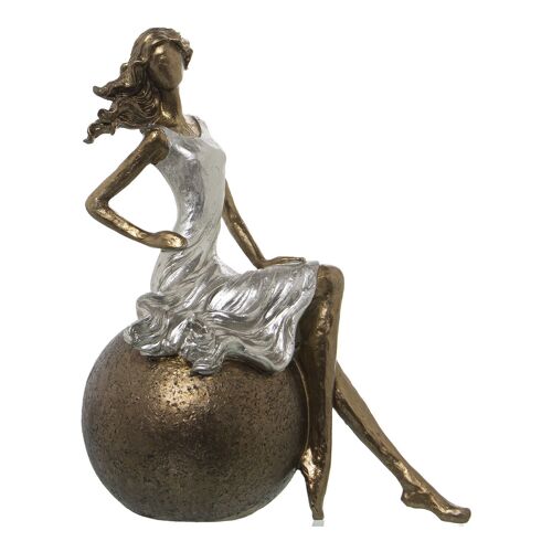 FIGURA RESINA MUCHACHA SENTADAEN BOLA 18X11X23CM ST50430