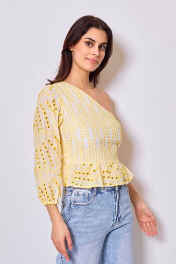 Top imprimé asymétrique avec broderie anglaise 3055 6