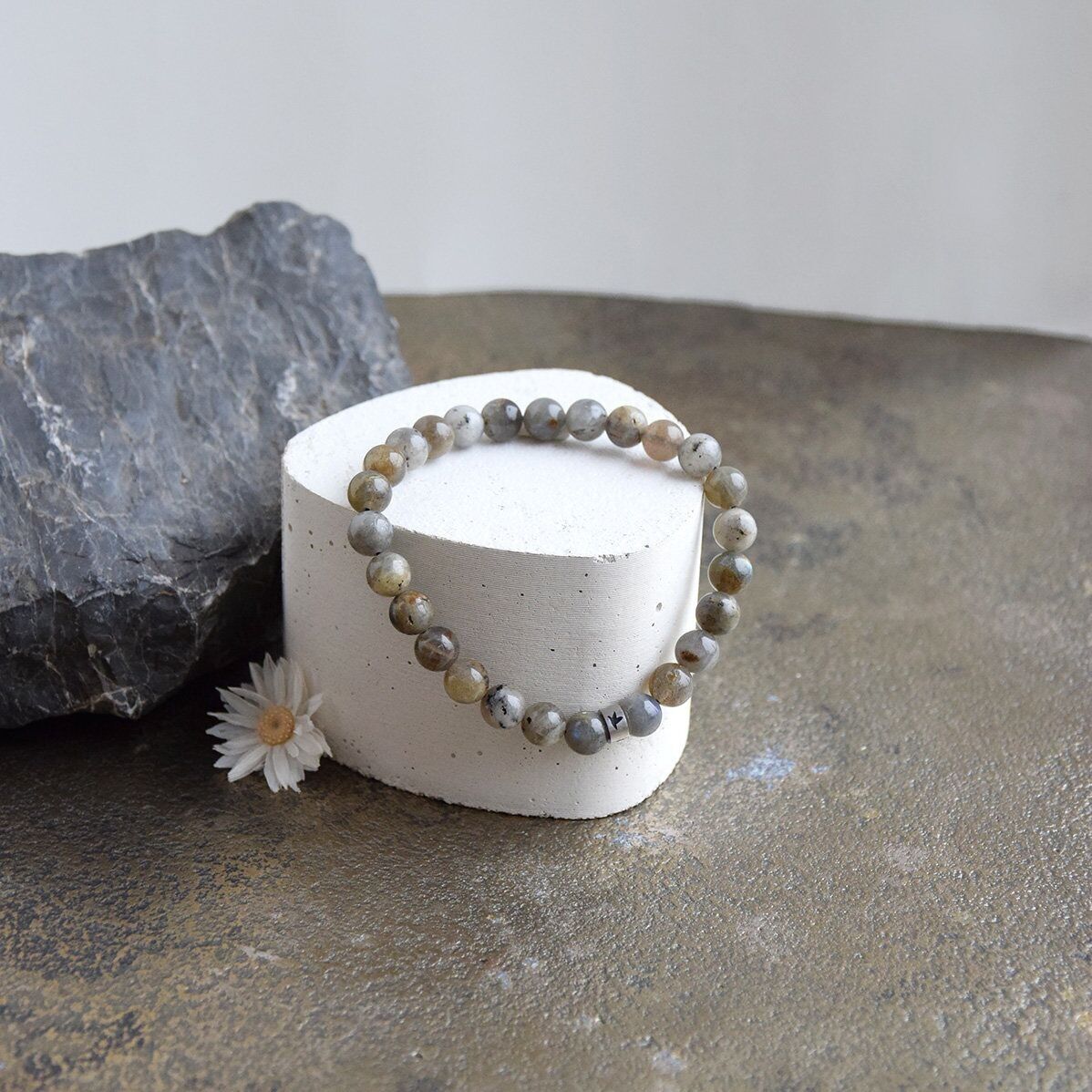 Labradorite Bracelet Round Beads 8 mm Wide Wrist