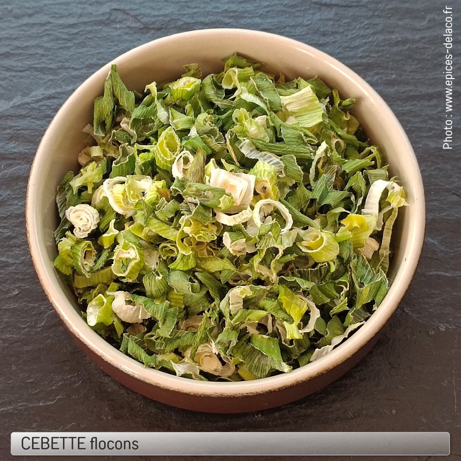 Frühlingszwiebelflocken – aromatische Kräuter