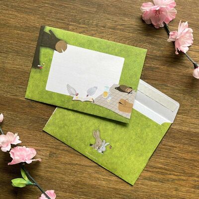 Envelopes Animal Picnic Spring Chickens Rabbits Park Nature