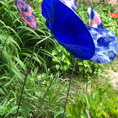 Large Size Glass Flower For Outdoor Use In Dark Blue,