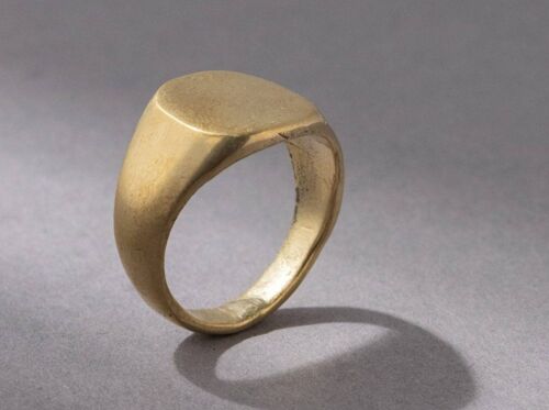 Siegelring aus Messing | Goldener Ring