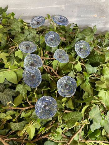 Petite fleur en verre pour usage extérieur en transparent, bleu foncé 3