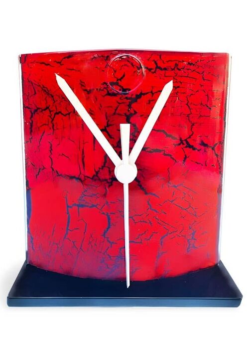 Crakled Red Desktop Clock In Size 12X14 Cm