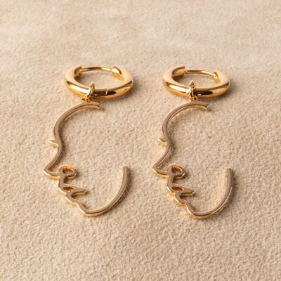Huggies hoop earrings gold plated with pendant face outline
