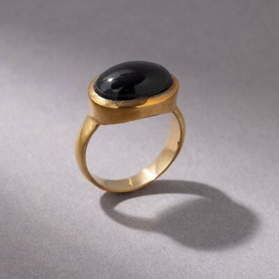 Grande bague ovale en onyx noir