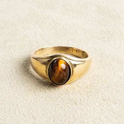 Signet ring with tiger eye oval gold