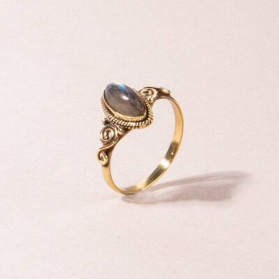 Labradorite ring Art Nouveau eye gold