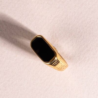 Signet ring bar with black stone gold handmade