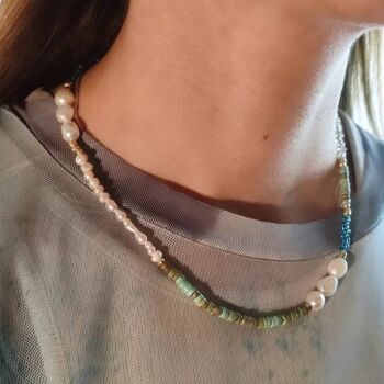 TOURQOISE SODA - Collier de perles ludique fait main - collier perles blanc bleu turquoise plaqué or blanc 4