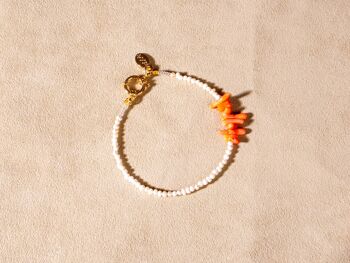 Bracelet perle d'eau douce corail orange plaqué or fait main 1