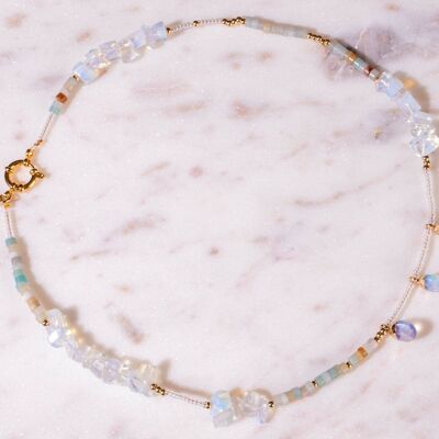 Collier de perles spécial en opalite, amazonite et rocailles arc-en-ciel plaqué or