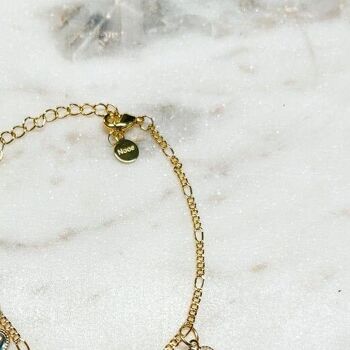 Bracelet Figaro doré avec pendentifs charms coeur plaqués or 5