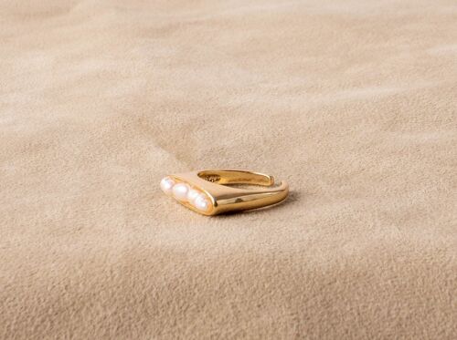 Siegelring Bar mit ovalen Süßwasserperlen matt gold Ring