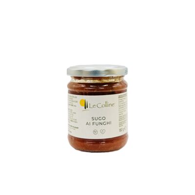 Salsa di pomodoro con funghi dall'Italia