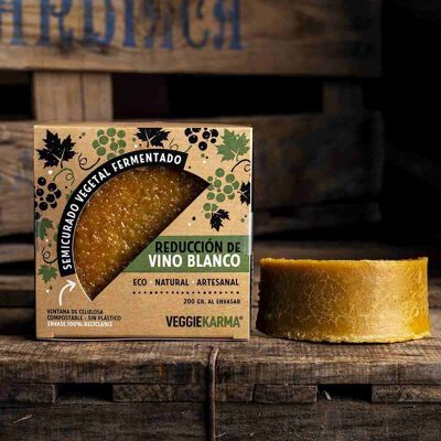 FORMAGGIO VEGAN AFFINATO CON RIDUZIONE DI VINO BIANCO