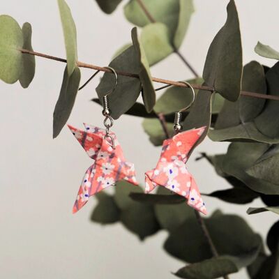 Boucles d'oreilles origami - Couple de colombes corail fleuri