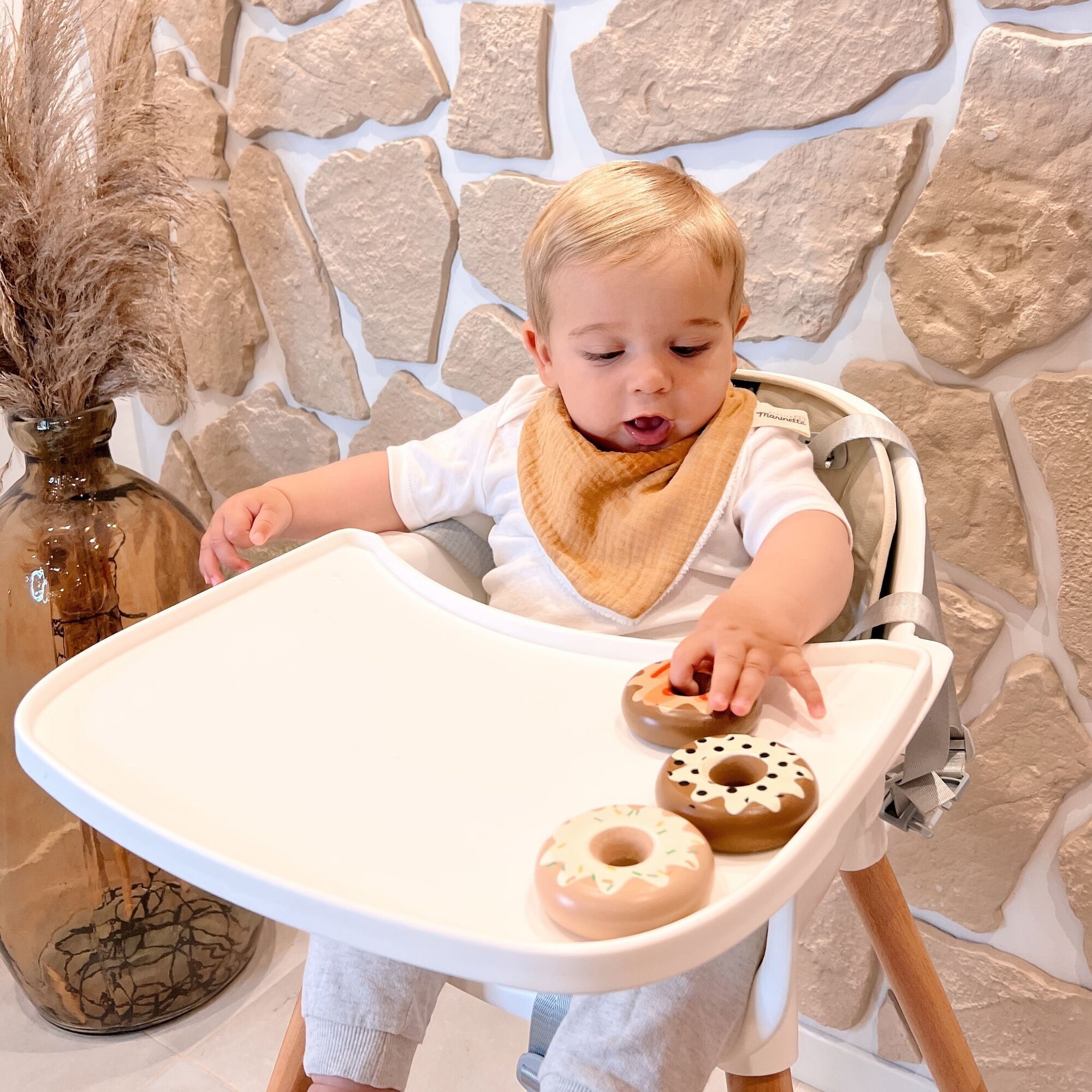 Ana das Bandana-Lätzchen – Kamel