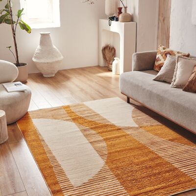 Short pile living room rug with abstract ocher pattern